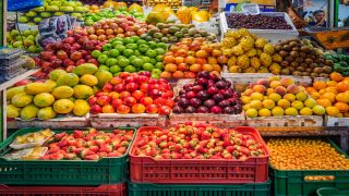 تفسير حلم الفواكه والخضروات رؤية اكل الخضروات و الفواكه في المنام