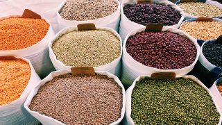 تفسير العدس في الحلم حبوب العدس في المنام