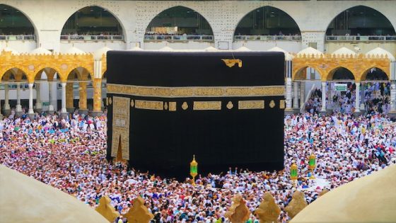 تفسير حلم الكعبة لابن سيرين رؤيا دخول الكعبه في المنام
