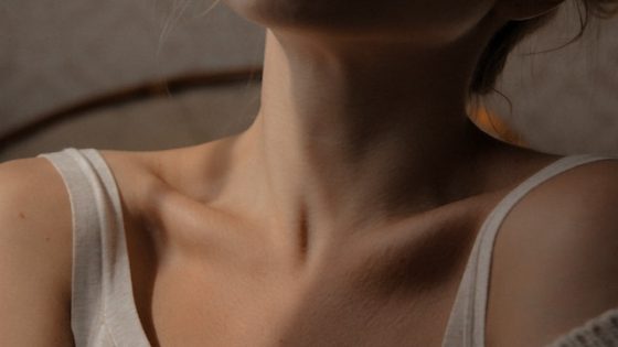 تفسير رؤية العنق او الرقبه في الحلم للبنت العزباء للمتزوجه للحامل