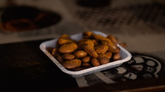 تفسير الفول في الحلم اكل فول في المنام