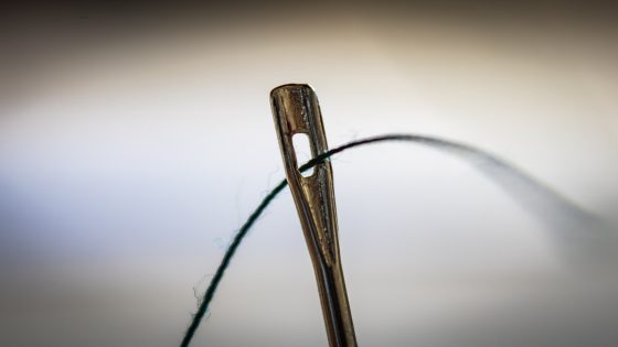 تفسير الخيط في الحلم رؤية ابره و خيط في المنام
