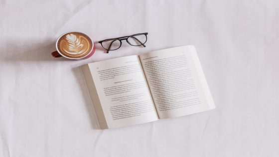 تفسير حلم قراءة كتاب رؤيا الكتاب في المنام