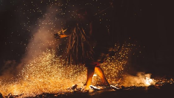 تفسير حلم حرق الملابس رؤيا حرق الثياب في المنام