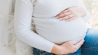 تفسير رؤية الحمل حلمت اني حامل في المنام