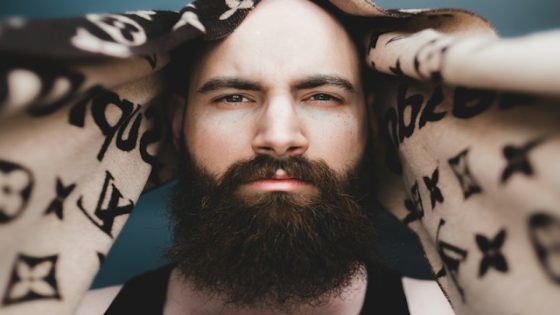 تفسير حلم اللحيه للمرأه في المنام لابن سيرين