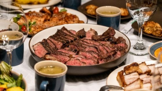 تفسير حلم طاولة الطعام و المائده في المنام