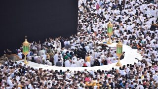 تفسير الاحرام في الحلم او رؤيا لبس الاحرام في المنام