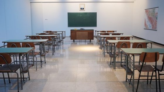 تفسير حلم المدرسة في المنام للعزباء و المتزوجه و الحامل