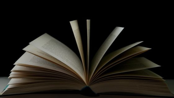 تفسير رؤية الكتاب في المنام لابن سيرين