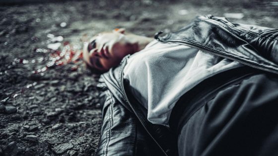 رؤية شخص يقتل شخص آخر في المنام