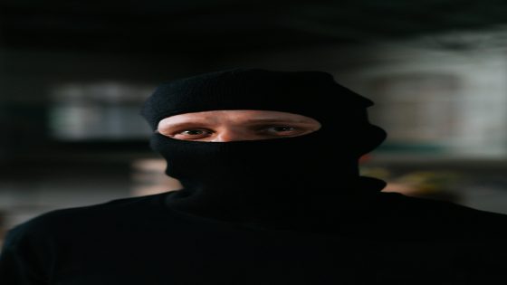 تفسير سرقة الذهب في المنام وحلم سرقة الذهب من شخص