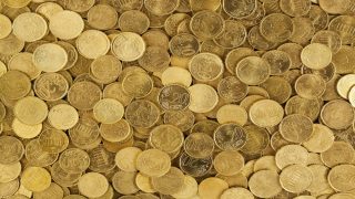 تفسير حلم النقود المعدنية في المنام