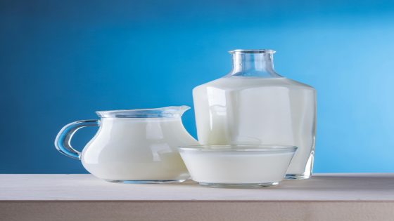 رؤية الحليب في المنام للعزباء
