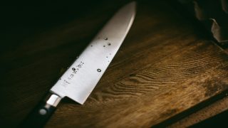 تفسير القتل في المنام للعزباء بالسكين