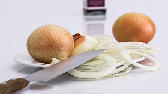 طريقة عمل ماء البصل للأكل