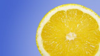 هل شرب الليمون يوميًا مضر