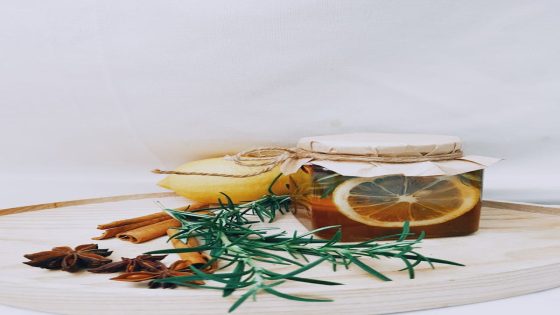كيف ينتج العسل من النحل ؟