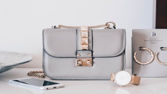 تفسير حقيبة اليد أو السفر في المنام لابن سيرين