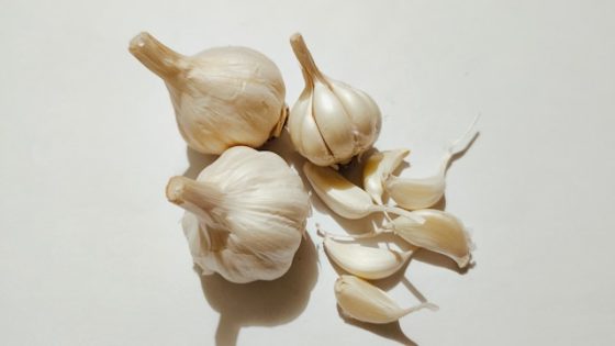 تفسير رؤية الثوم في المنام يدل علي الرزق