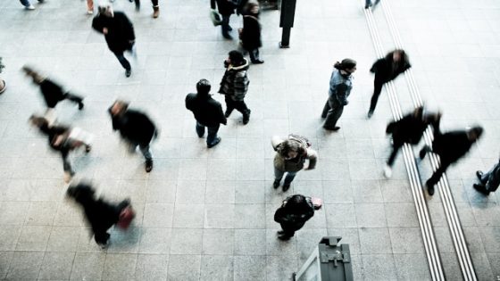 رؤية ناس مجهولين في المنام